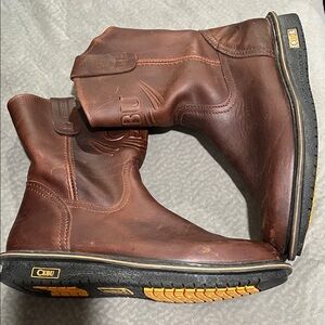 Men's Rugged Brown Leather Boots